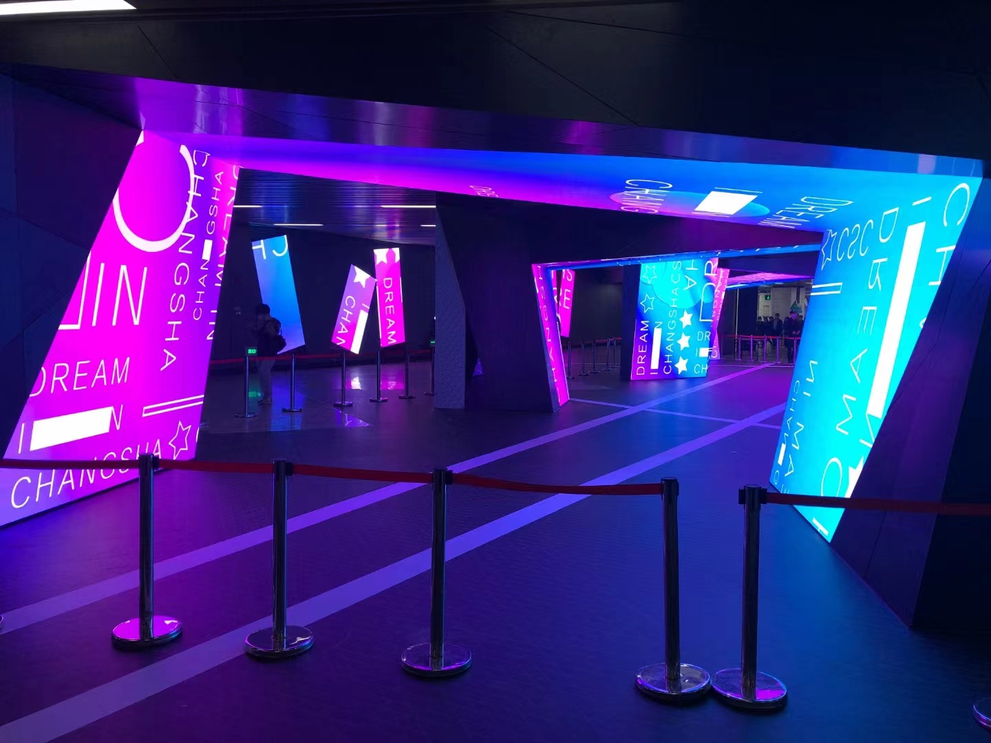 長沙地鐵溁灣鎮站網紅打卡點